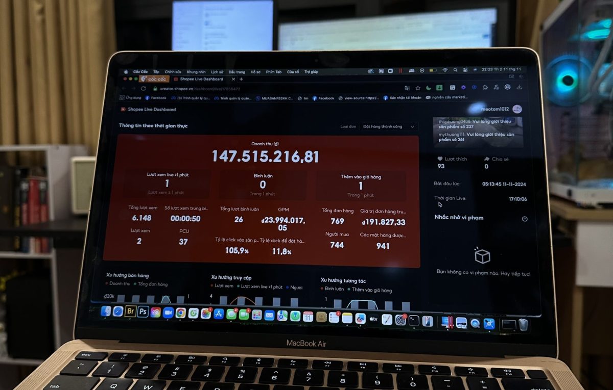 z7349436867032 718c514f88a0db2935a910d11791d1c8 min